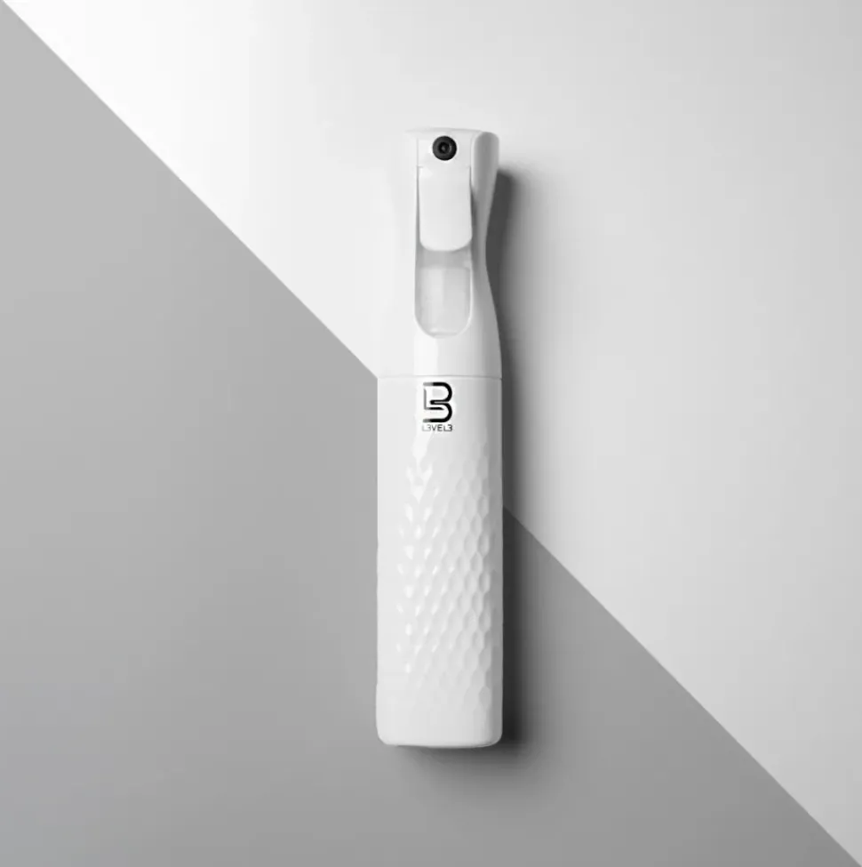 L3VEL3 - Beveled Continuous Spray Bottle White