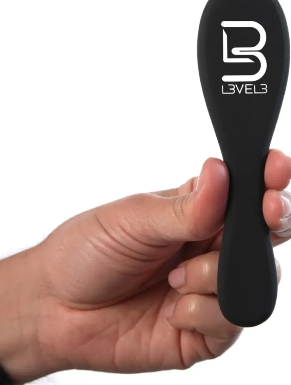 L3VEL3 Professional Soft Bristle Brush