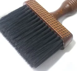 Se7en Styles Classic Wooden Neck Brush