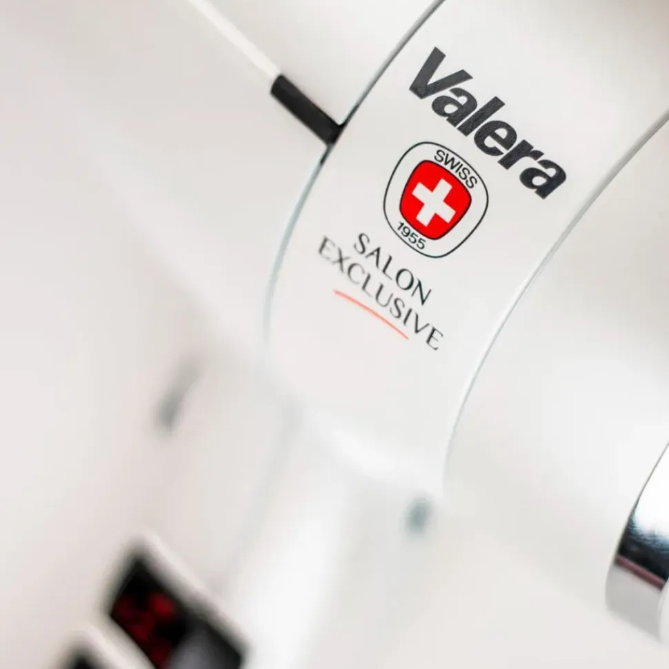 Valera Salon Exclusive Unlimited Pro 5000 eQ Pearl White - 2400 W