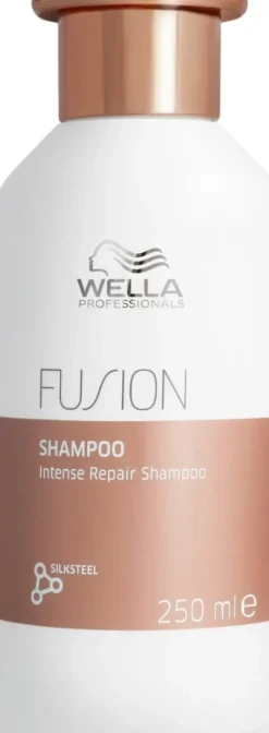 Wella Fusion Intense Repair Shampoo 250 ml